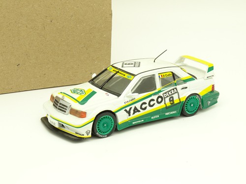 Minichamps mercedes - minichamps, 1/43
