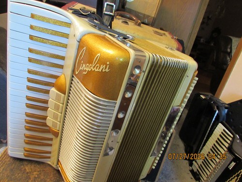 Accordion cingolani 120 - accordion,