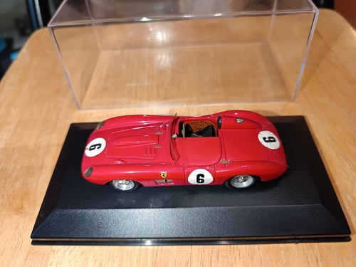 Miniature ferrari top - ferrari, 1/43