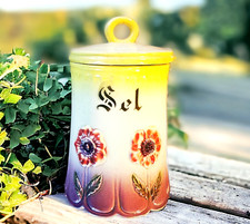 Salt slip spice pot. | Antique earthenware with flower decor - late 19th century.