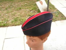 antique cuirassier cap???        (gls)