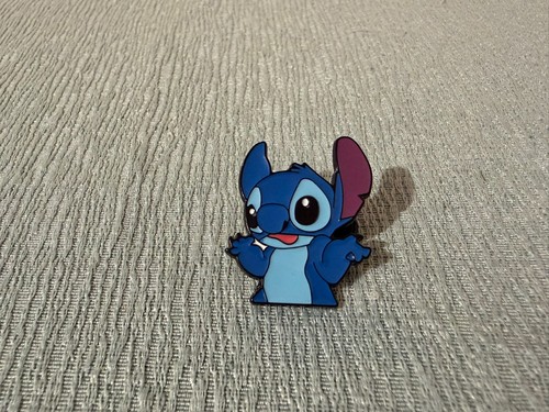 Pin pins - pin's,