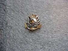 Pins militaire, pin's