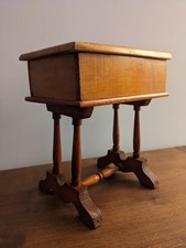 ANCIEN BUREAU ECRITOIRE DE POUPEE