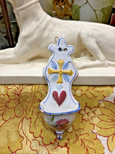 ancien benitier mural en