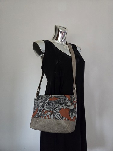 Sac main croisé - sac, À
