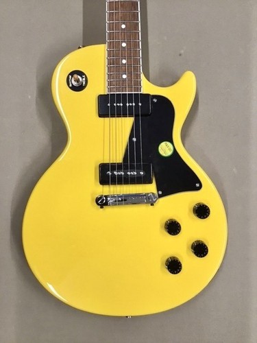 Nouvelle guitare électrique