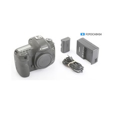 Canon EOS 5D Mark III DSLR