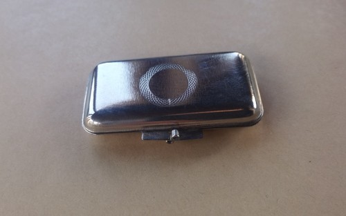 Ancienne petite boîte - boîte, en