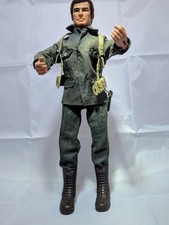 Action Joe « Barter Toy » - 1 figurine et divers tenues et boots en accessoires 