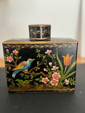 boite à thé noire en métal