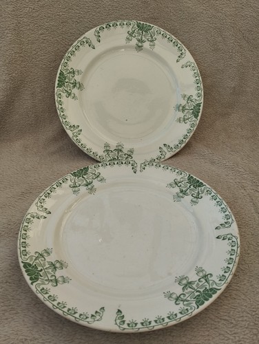 Anciennes assiettes plates - assiettes,