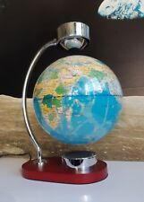 Globe terrestre lévitation