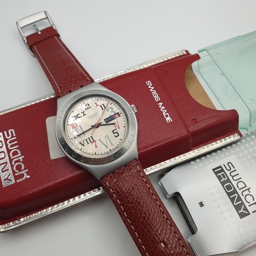 Montre swatch irony aluminium - montre,