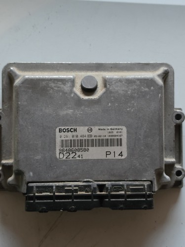 Calculateur moteur 0281010484 - calculateur,