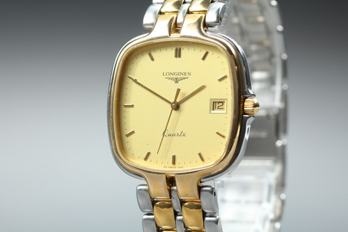 Presque comme neuve montre - comme, neuve]montre