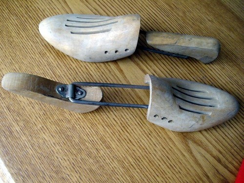 Paire embauchoir bois - paire,