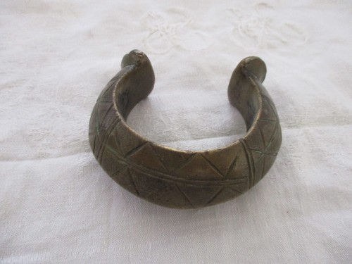 Ancienne manille dit - ancienne, "bracelet