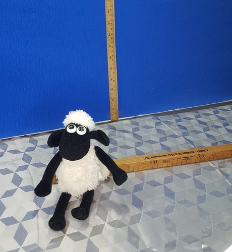 Peluche doudou shaun mouton - shaun, le