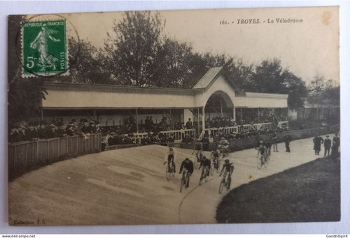 Troyes vélodrome - le,