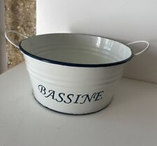 cuvette Et Inscription BASSINE