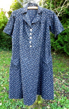 ROBE ANNÉES 40 - NOIRE À POIS BLANCS ET CARREAUX - EN COTON  - T 36