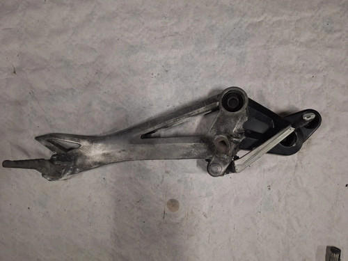 Platine droite ducati 696 - droite,