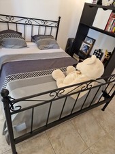 Montant lit adulte « fer forger » noir – bon état