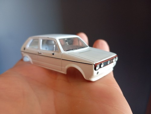 Carcasse carrosserie nue - carcasse,