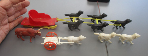 Anciennes figurines plastique - figurines,