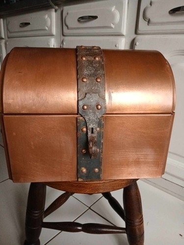 Ancien gros coffre cuivre - ancien,