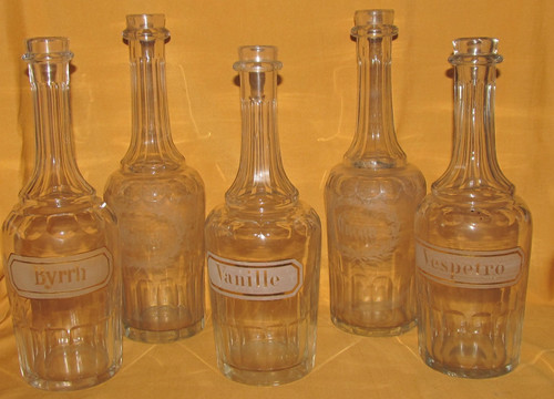 Lot anciennes bouteilles - de,