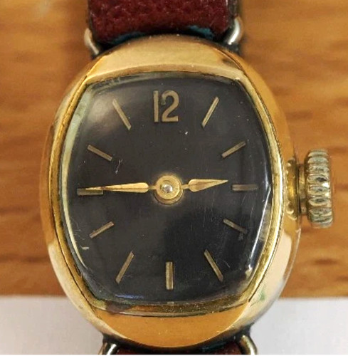 Toute petite montre mécanique - toute,