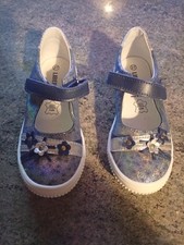 CHAUSSURES ENFANTS NEUVES T27