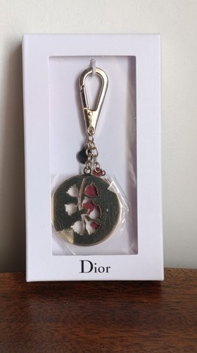 Dior porte cles muguet - dior,