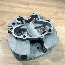 78-79 Yamaha SR500 SR 500 2J2 / OEM CYLINDER HEAD - LIGHT VALVE SEAT DAMAGE