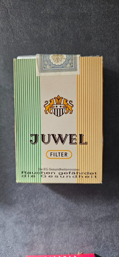 Paquet cigarette vide - paquet,