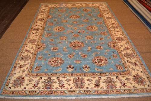 Tapis oriental tissé la - tissé, À