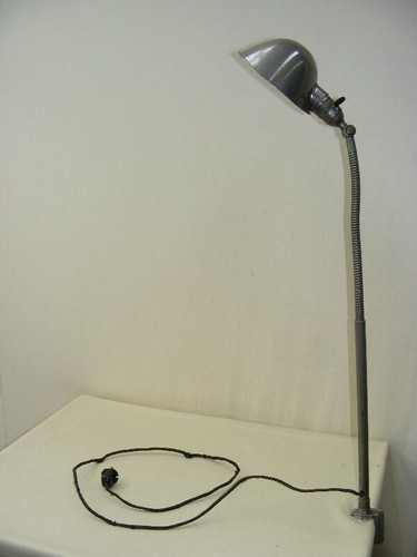 Ancienne lampe col cygne - À,