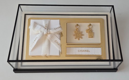 Chanel vitrine exposition - vitrine, d'exposition