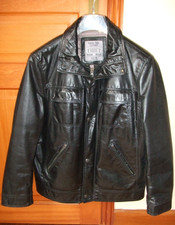 Très belle veste 3/4 en cuir