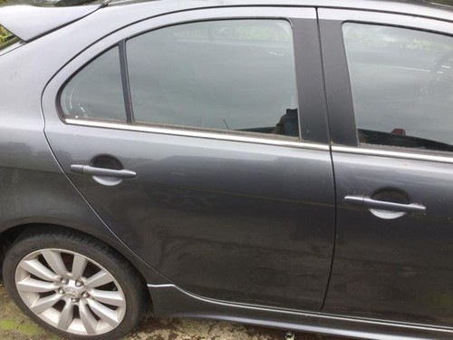 Mitsubishi lancer portière - lancer,