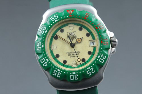 Presque comme neuve montre - [presque, neuve]