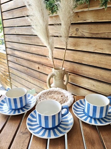Lot tasses sous - et,