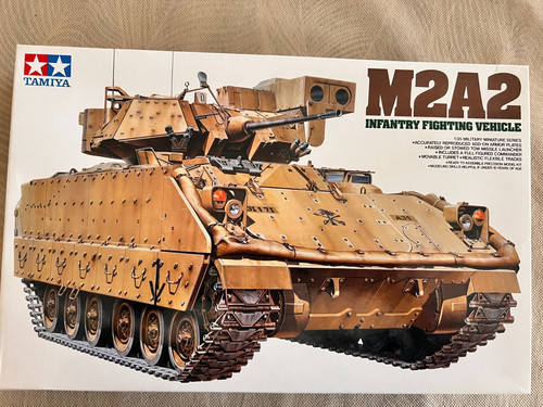 M2a2 bradley avec missile - bradley,