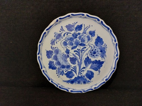 Petite assiette décorative - , en