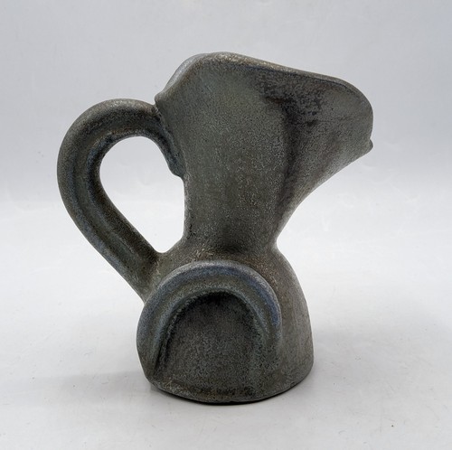 Petit vase pichet - , en