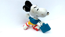 Vintage Snoopy ROLLER SKATE ROULETTE PVC Unarticulated Bully Style Figure Toy