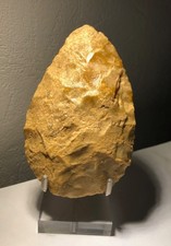 Magnifique biface ovalaire  acheuleen en JASPE