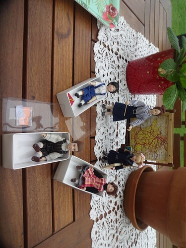 Poupees figurines ecole - l'ecole, de